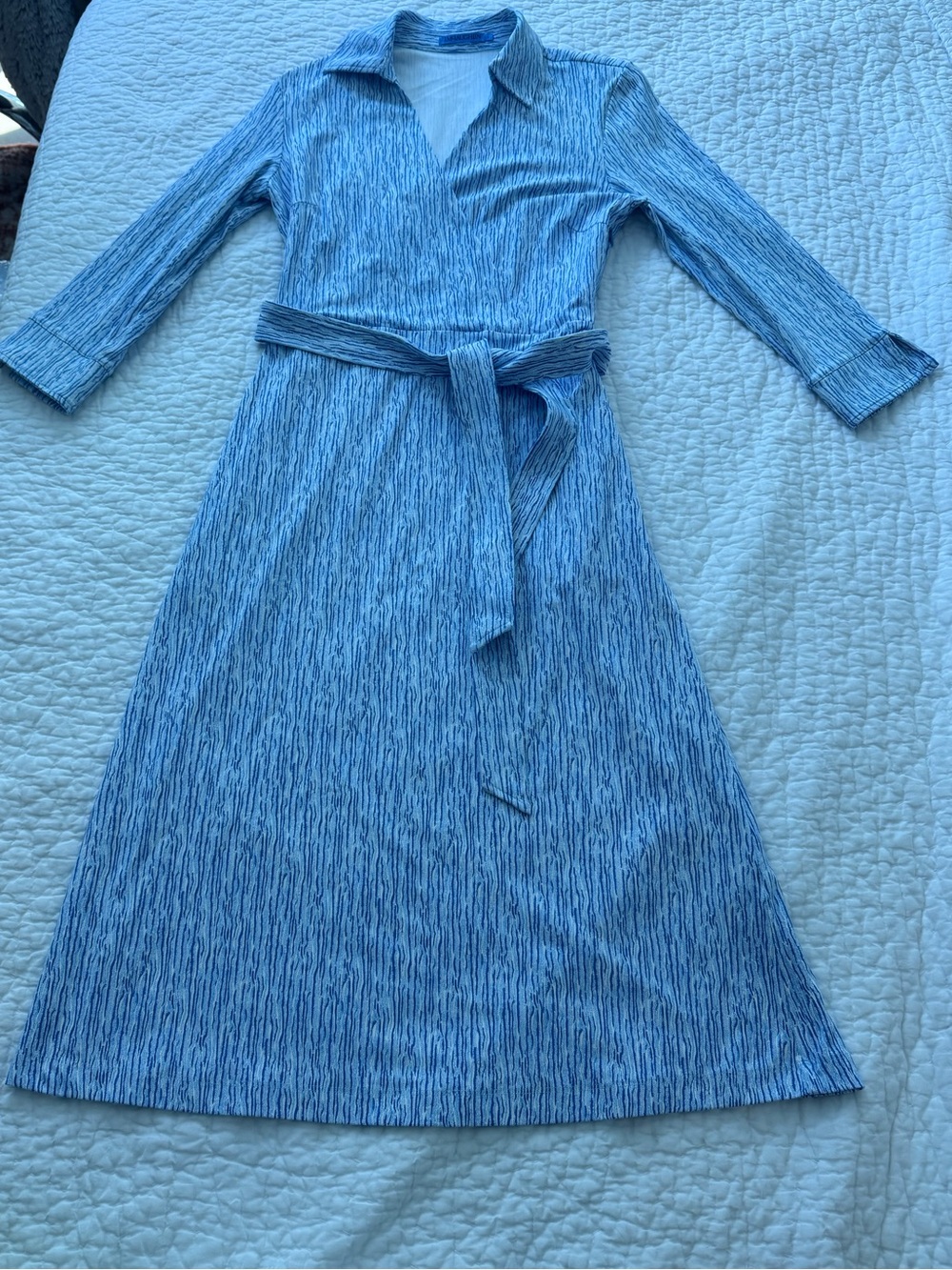 J McLaughlin Blue Long-Sleeve Belted Dress